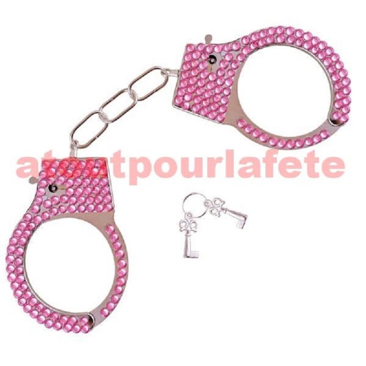 Menottes strass rose pour soirée sexy , coquine,