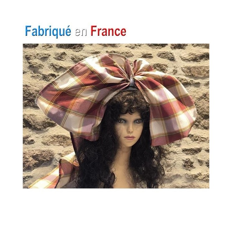 Coiffe traditionnelle Alsacienne a gros carreaux