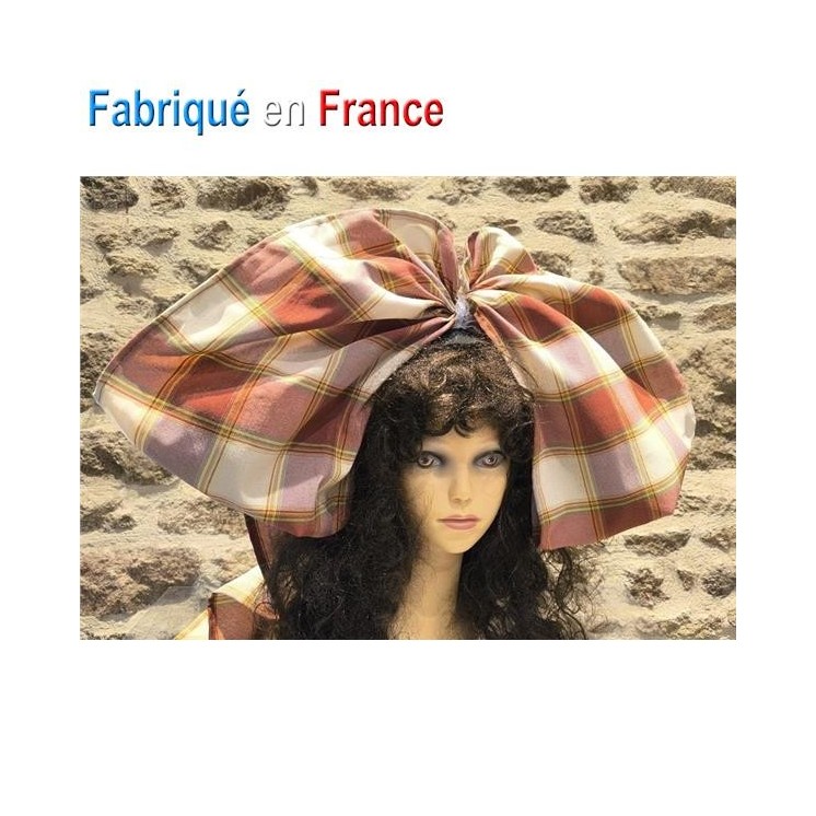 Coiffe traditionnelle Alsacienne a gros carreaux