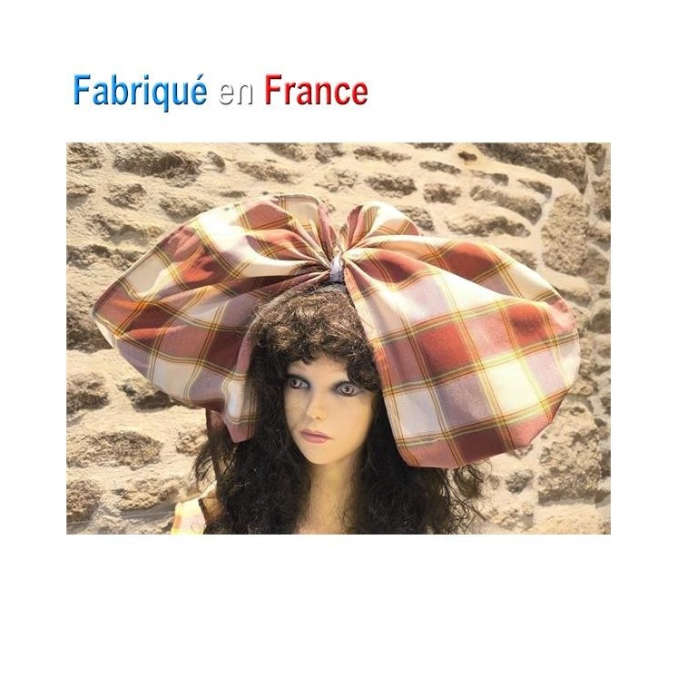 Coiffe traditionnelle Alsacienne a gros carreaux