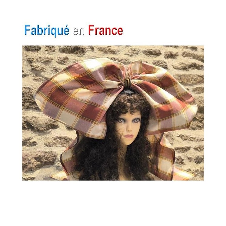 Coiffe traditionnelle Alsacienne a gros carreaux