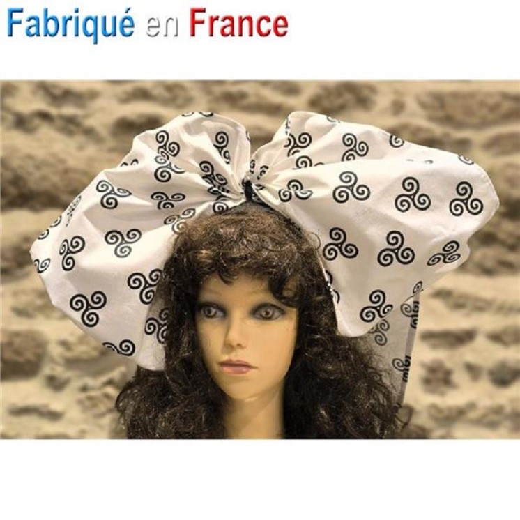 Coiffe Alsacienne Blanche a Triskells... ou Coiffe Alsacienne Noire a Triskells et Hermines