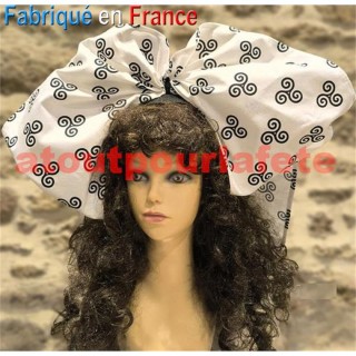 Coiffe alsacienne avec Triskells